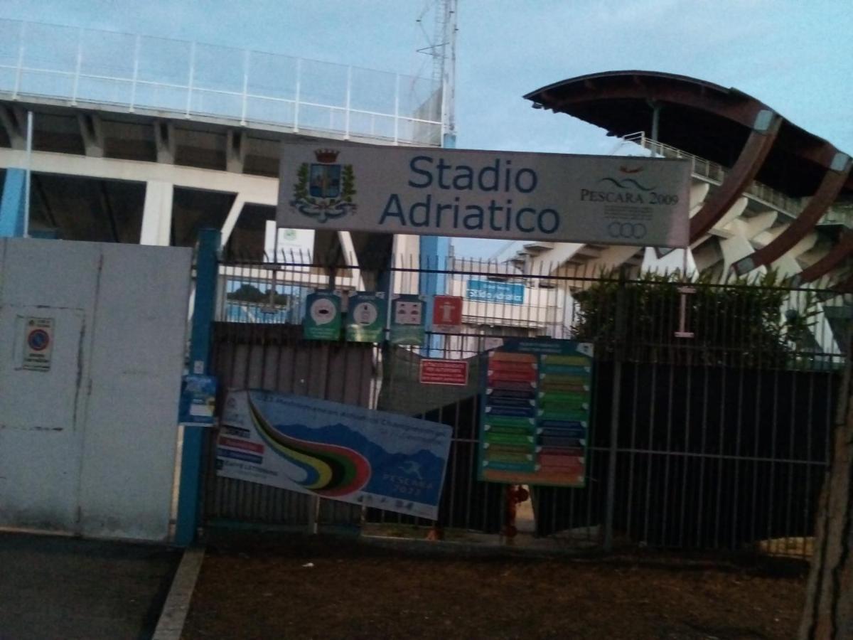 Attico Stadio Pescara Esterno foto